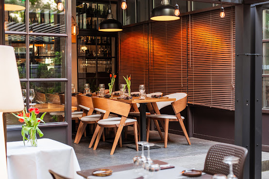 Nota_Resto by Tomasz Leśniak by null