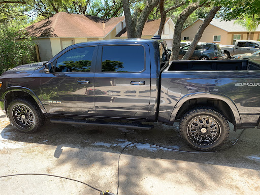 Royal Touch Mobile Detailing LLC - Thumbnail