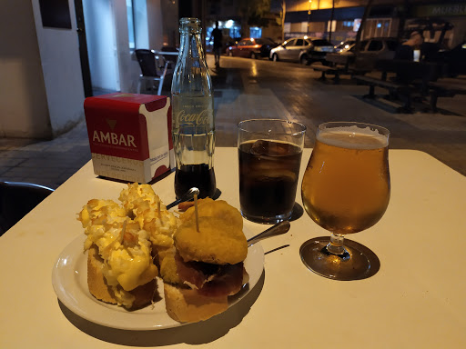 Bar Universitas - Thumbnail