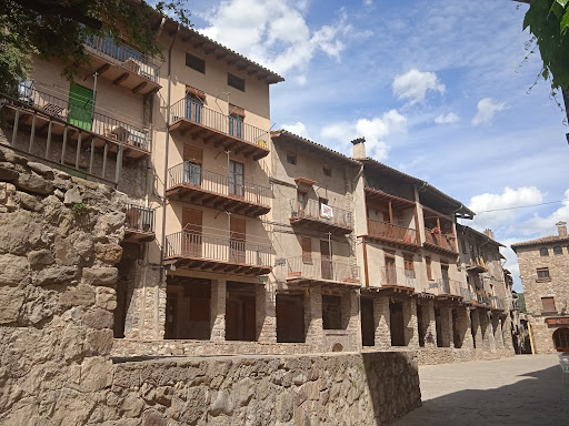 Palau dels Pinós - Thumbnail