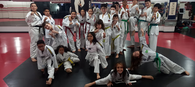 Comentarii opinii despre Academia Liberdade