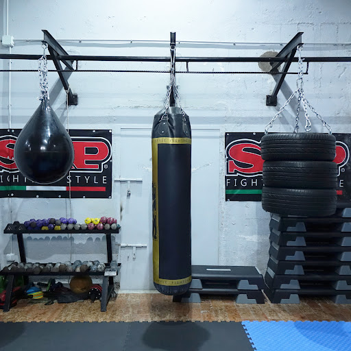 Personal trainer - Maestro di Kickboxing Napoli Pasquale Cagliozzi - Thumbnail
