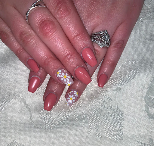 Buckeye Nails - Visual
