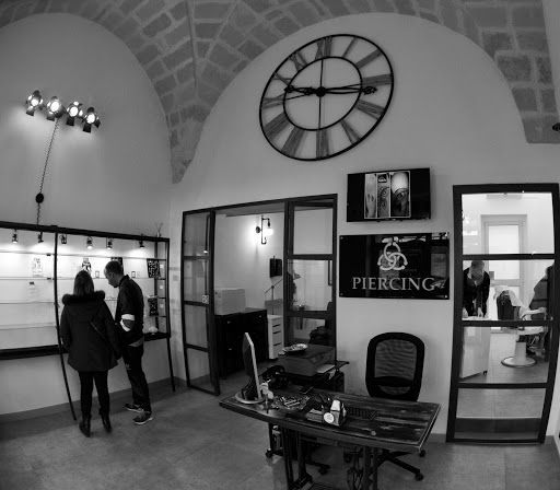 Studio Piercing Polacca - Visual