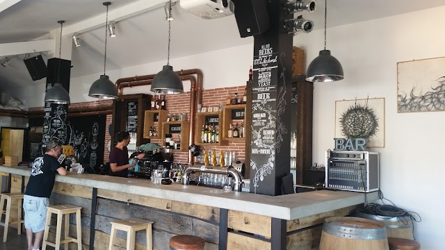 Heads Brewing Company