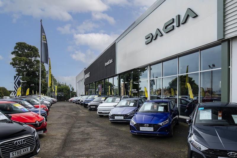 Arnold Clark Dundee Dacia photo 3