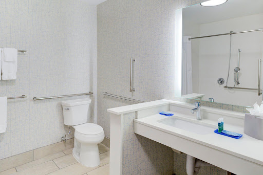 Holiday Inn Express & Suites King George - Dahlgren, an IHG Hotel - Thumbnail