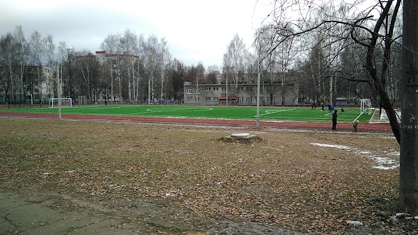 70 школа улица. Школа 70 Ижевск. Стадион школы 70 Ижевск. 70 ШК города Ижевск.