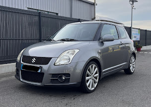 Photo n°8 de JLR Automobiles à Ville-la-Grand (Station de lavage automobile)