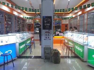 Electronics Store