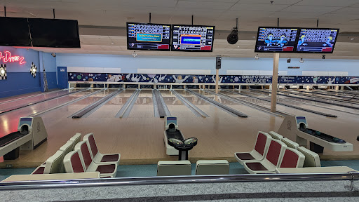 Galaxie Bowling - Salles des Quilles Gallery - Canada