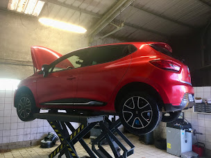 Photo n°13 de Garage de Saint Leger à Dreuil-lès-Amiens (Vendeur de voitures d'occasion)