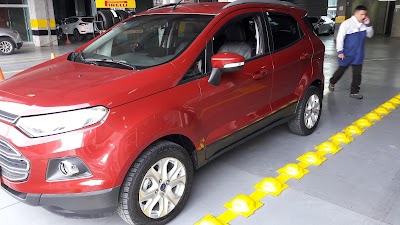 Photos of Los Coches Ford