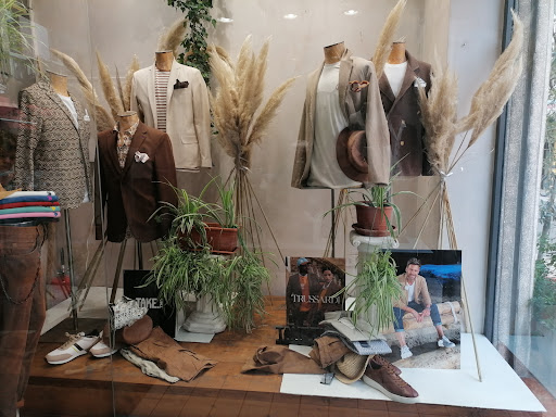 Bridgetown's Abbigliamento Uomo Gallery - Italy