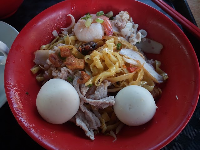 Jalan Tua Kong Lau Lim Mee Pok-The Art Of Mee Pok