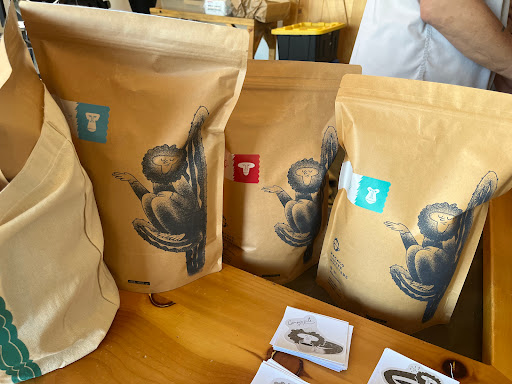 Macaco Coffee Roasters - Visual