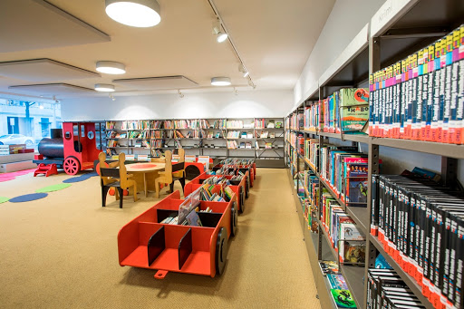GGG City Library Basel West Gallery - France