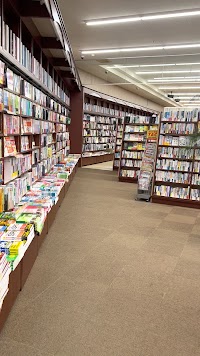 TSUTAYA BOOKSTORE 藤の木店