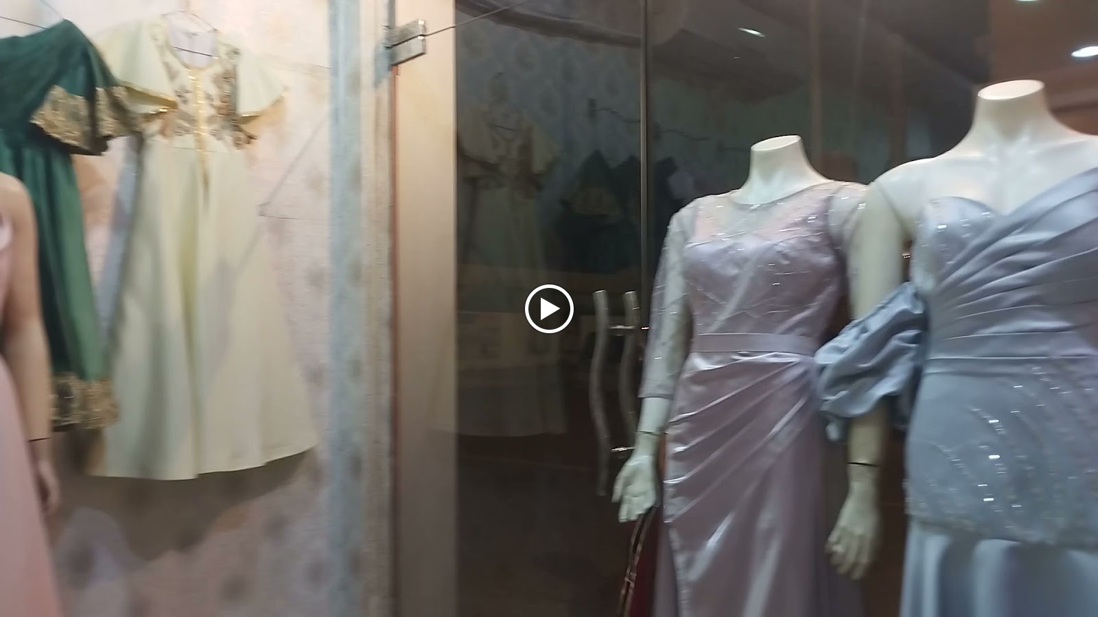 AL NAJM AL MAROOF TAILORING & EMB - صورة 3