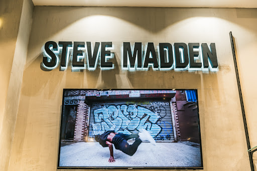STEVE MADDEN