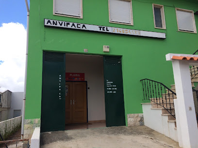 Anvipaca localiza-se em R. de Faro 4 B, 2605-758 Casal de Cambra