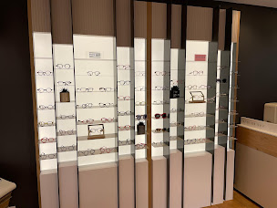 Photo n°17 de Opticien Coutances - Rue Gambetta - Krys à Coutances (Magasin de lunettes de soleil)