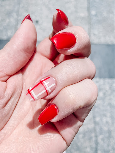 Korean nails