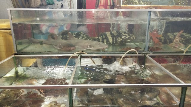 Dinh Cau Night Market