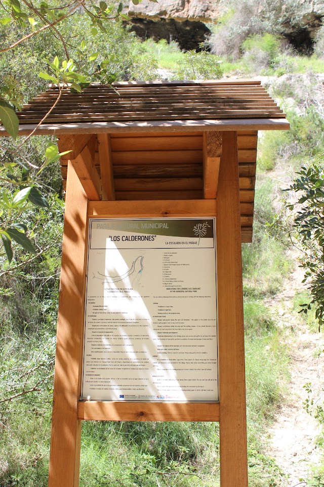 Ruta De Los Calderones (Puentes Colgantes)