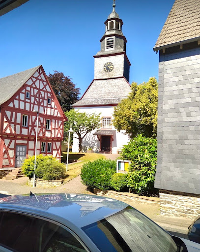 Evangelische Kirche Usingen-Merzhausen - Evangelische Kirchengemeinde Merzhausen-Lauken
