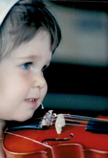 Violin Teacher Kasandra Klassy - Thumbnail