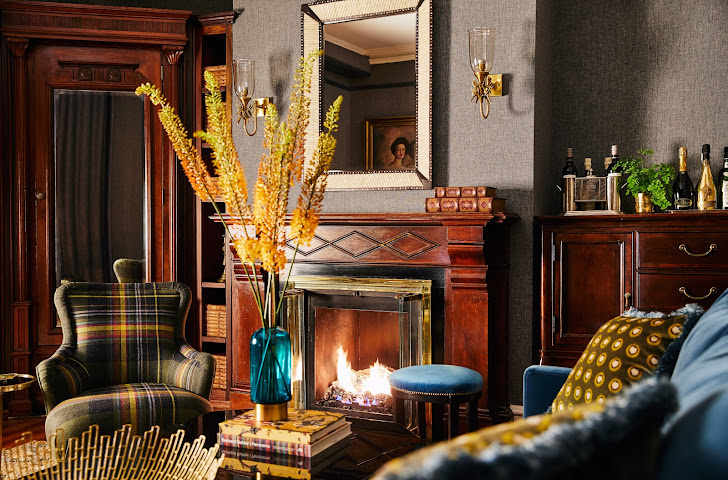 The Cliffside Inn by null