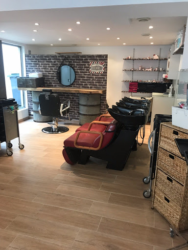 Salon Saint-Louis Gallery - France