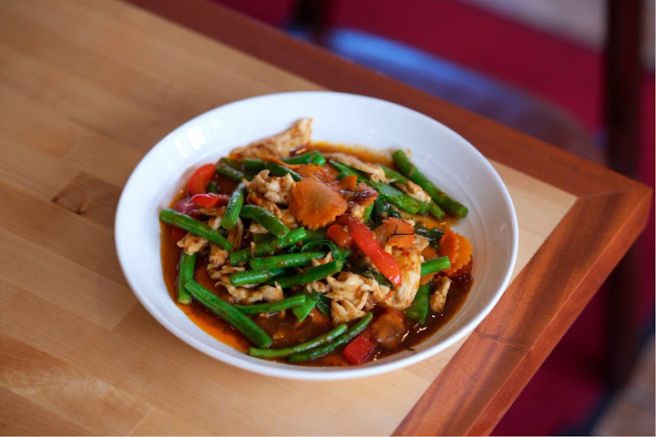 Saeng Thai House by null