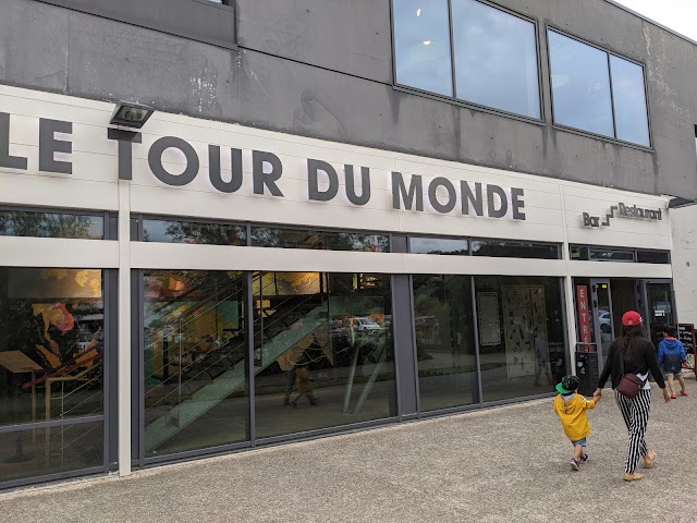 Le Tour Du Monde