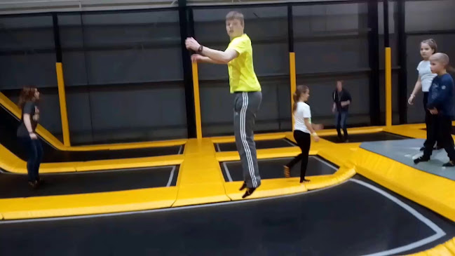 JumpSky trampolinepark telefoonnummer