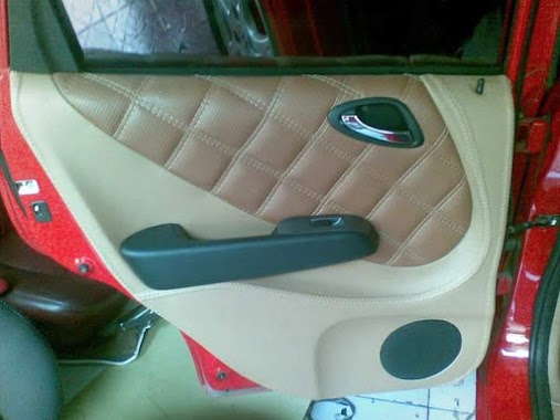 Glamourz Car Leather Seat, Author: Otto Reza