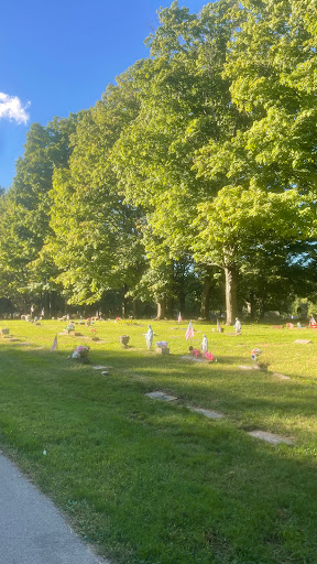 Woodlawn Cemetery: West - Thumbnail