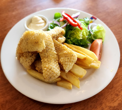 Birdie Bar & Cafe