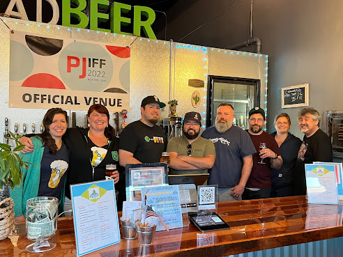 Settle Down Brewery & Taproom by null