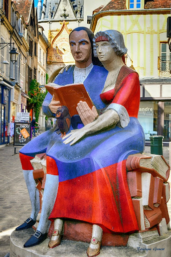 Statue de Nicolas Retif de la Bretonne - Thumbnail