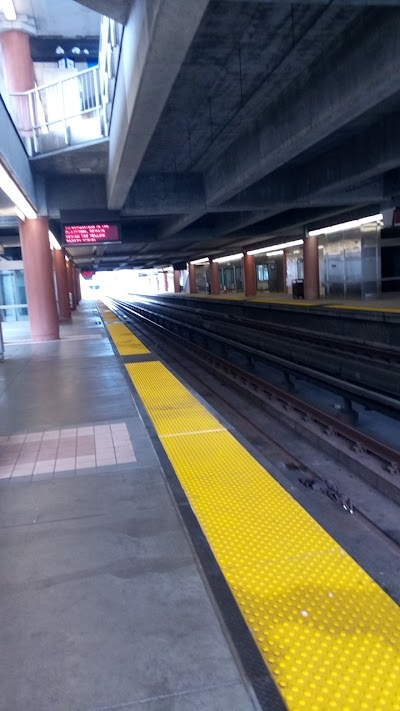 Colma Station