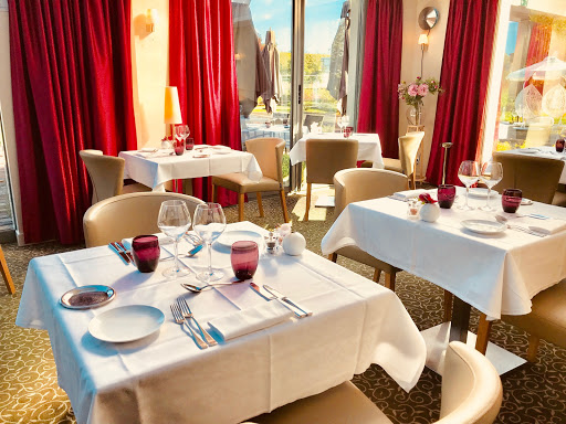 Les Terrasses du Relais ( le relais de la malmaison) - Thumbnail