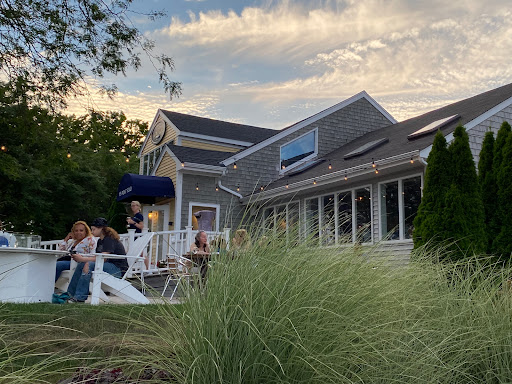 15 Point Road Restaurant Waterfront Dining Gallery - United States