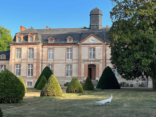 Photo de Château de Lauresse: Chambre d'hôtes de luxe au Mans, avec piscine, spa, sauna et hammam et salle de réception, Sarthe