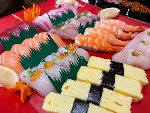 Noshi Sushi by null