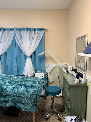 Glowing Faces Spa & Waxing Gallery - United States