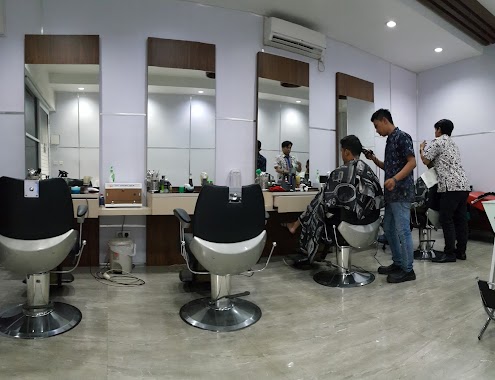 Tsurga Barbershop, Author: Barkah W