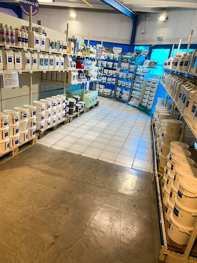 Photo de Loon Piscines & Spas - Hydro Sud Besançon