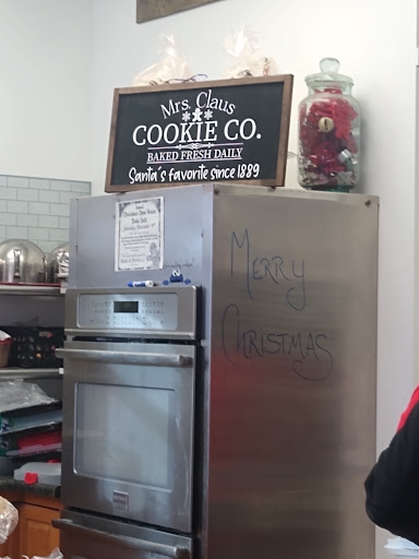Batter And Bowls LLC - Thumbnail
